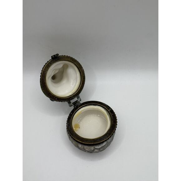 Vintage Porcelain Trinket Box With Little Boy and Duck - Picture 2 of 5